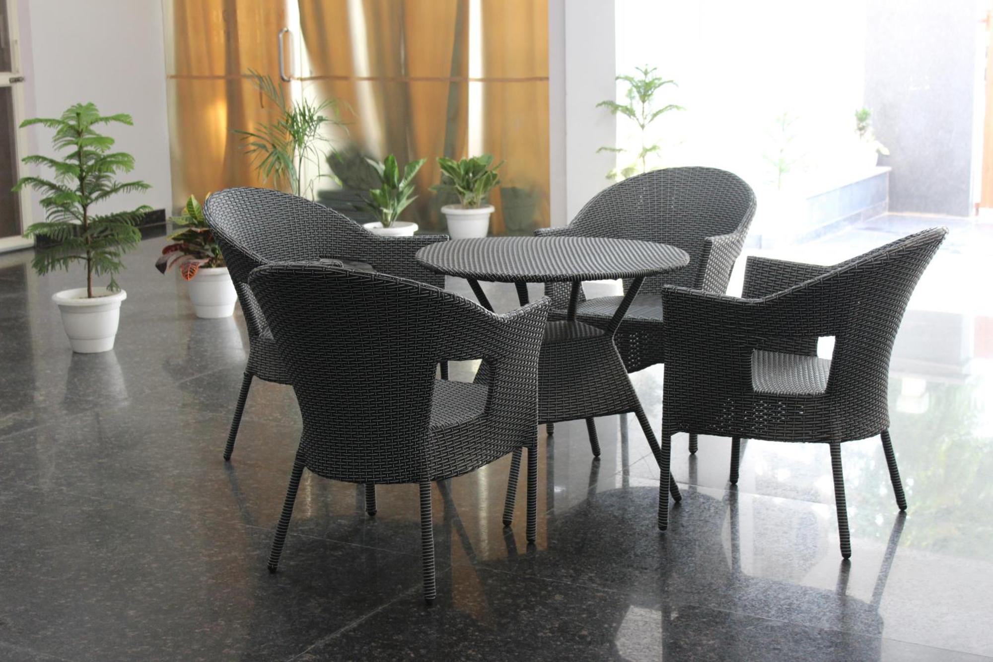 Aura Luxury Studio I Couple Friendly I Near Golf Course Road, Sector 57, Гургаон Екстериор снимка